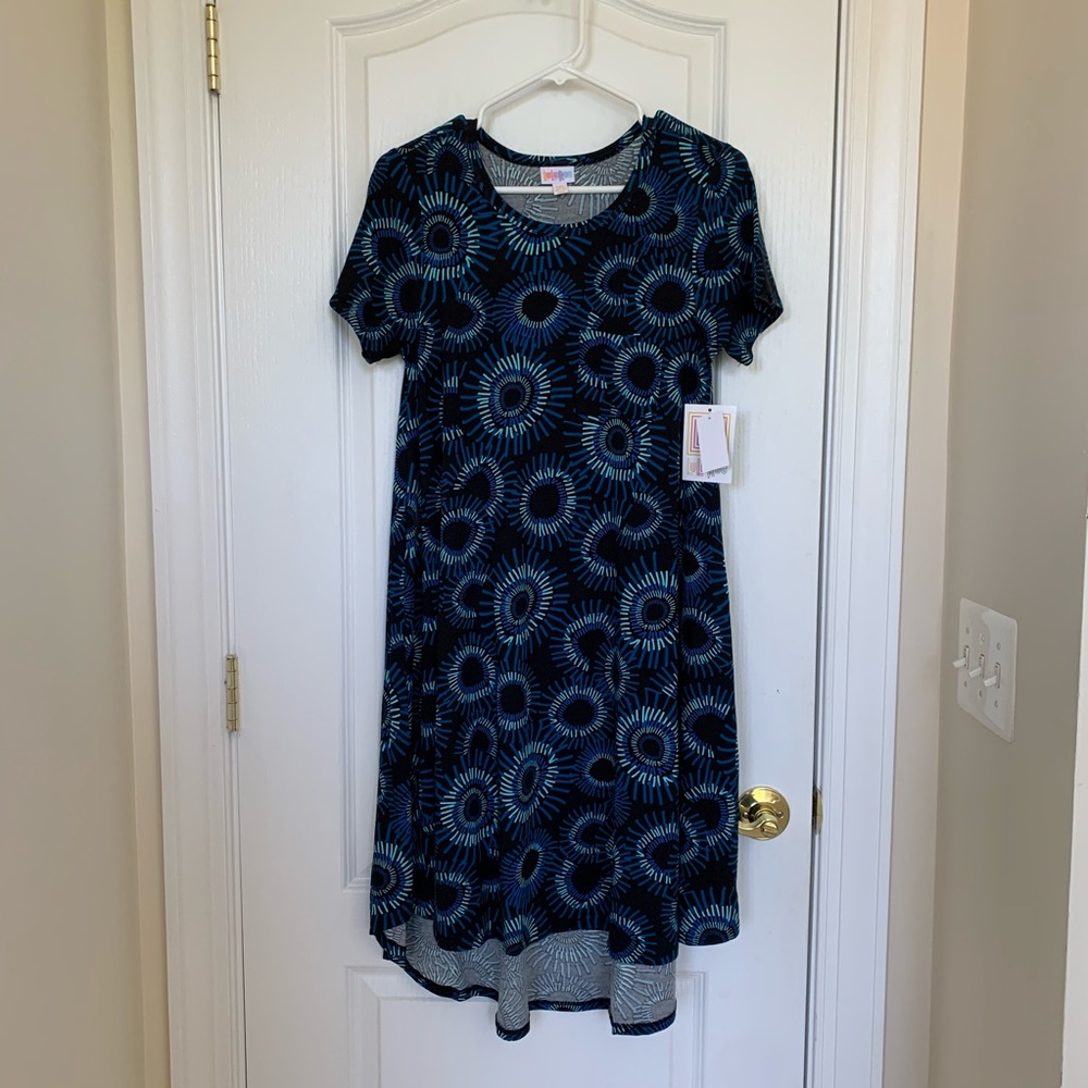 LuLaRoe Carly Dress: XXS Abstract pattern